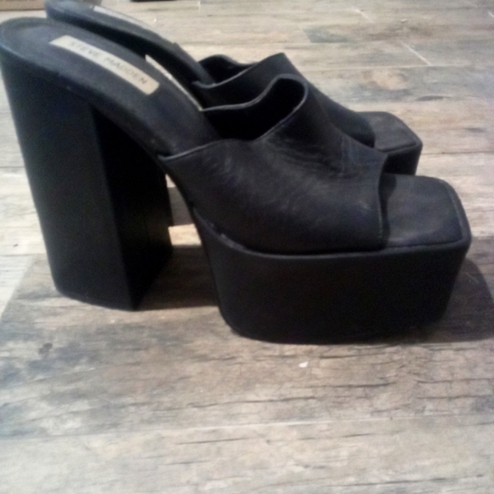 Steve Madden Black Platform Heels